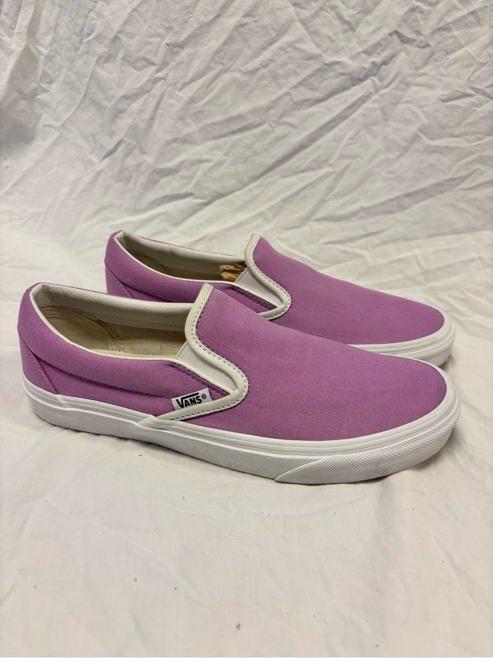 Vans Slip-On Canvas Sneakers in Lavender   | Women’s Size 10